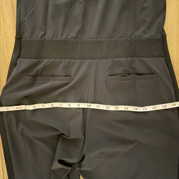 Jumpsuit with pockets - Picture 6 of 8